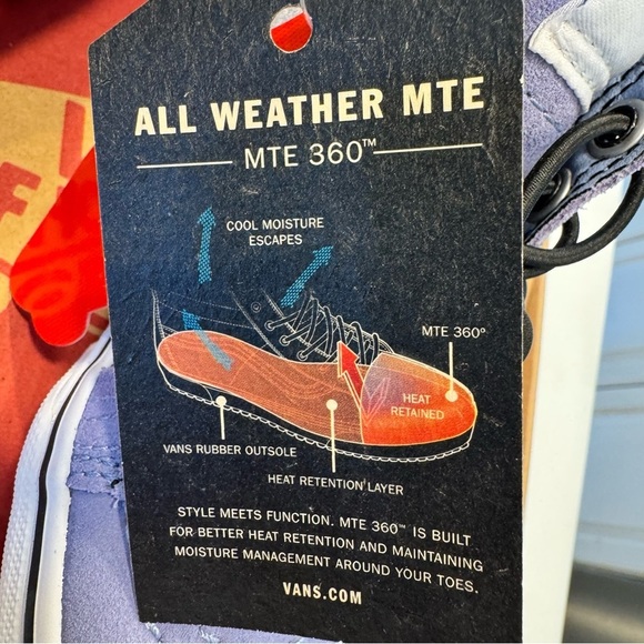 Vans Kids Hi MTE Periwinkle Blue Suede Sneakers Toggle Laces Sz 11 NEW - Picture 5 of 10